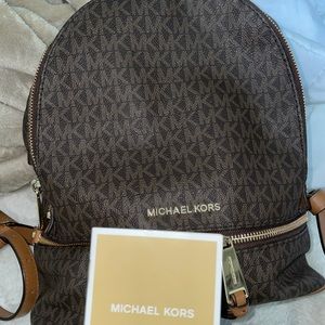 Micheal kors medium backpack